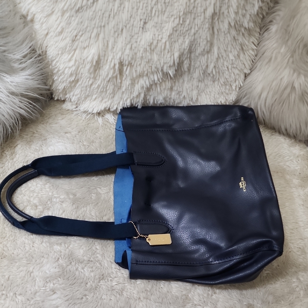Coach Navy Leather Tote with Gold Tag - Picture 7 of 8